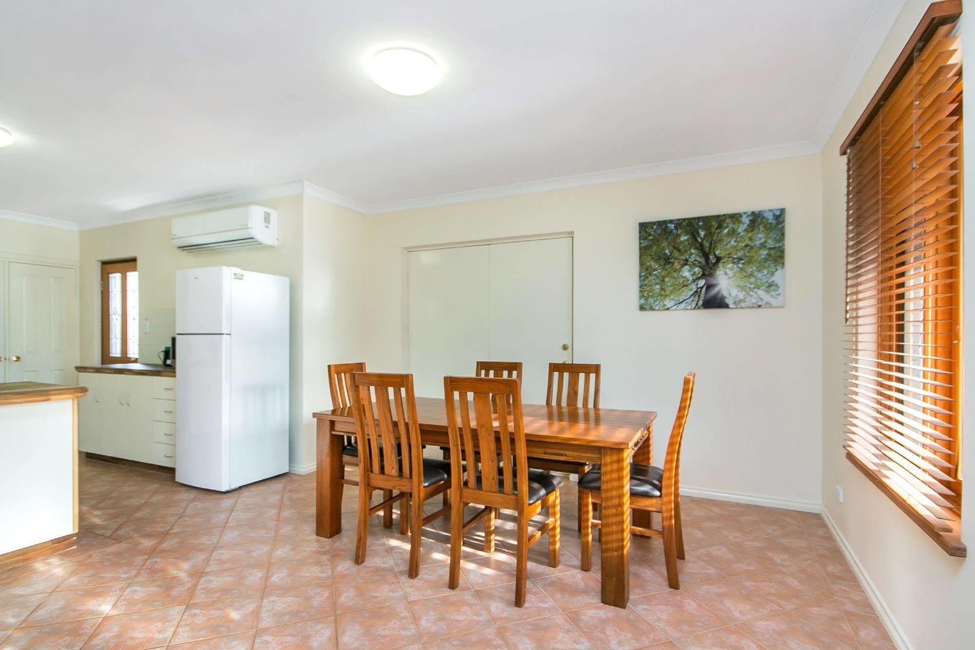 Coranda Lodge Armadale Ngoại thất bức ảnh